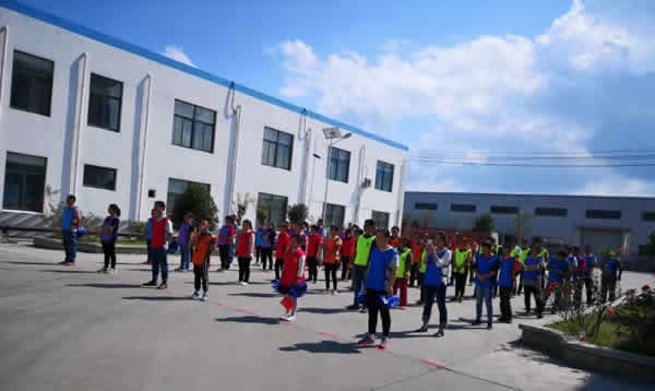 1570526810954.jpg 新聞=江蘇綠地成功舉辦“增活力、促和諧”主題運動會和召開績效考核總結(jié)大會02.jpg